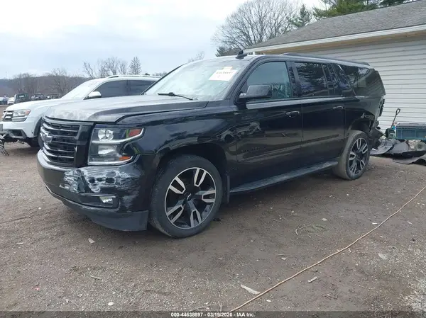 1GNSKJKJ4KR229947 2019 CHEVROLET SUBURBAN - Image 2