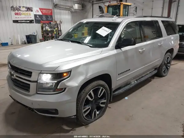 1GNSKJKJ7KR139160 2019 CHEVROLET SUBURBAN - Image 2