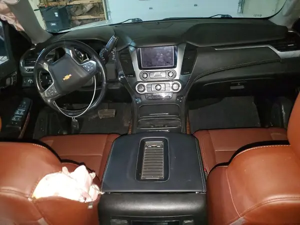1GNSKJKJ7KR247018 2019 CHEVROLET SUBURBAN - Image 8
