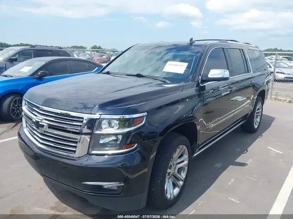 1GNSKJKJ7KR313762 2019 CHEVROLET SUBURBAN - Image 2