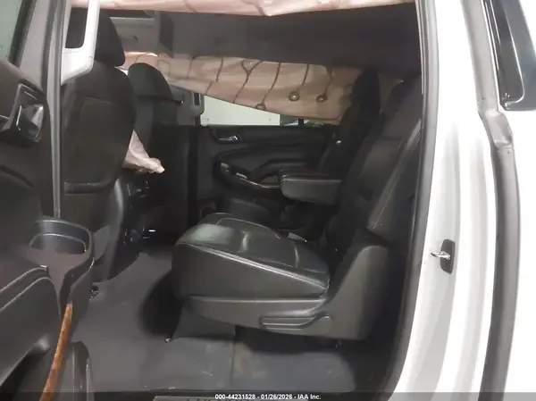 1GNSKJKJXKR218791 2019 CHEVROLET SUBURBAN - Image 8