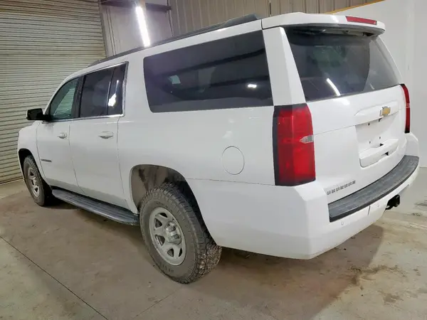 1GNSKKEC0HR355931 2017 CHEVROLET SUBURBAN - Image 2