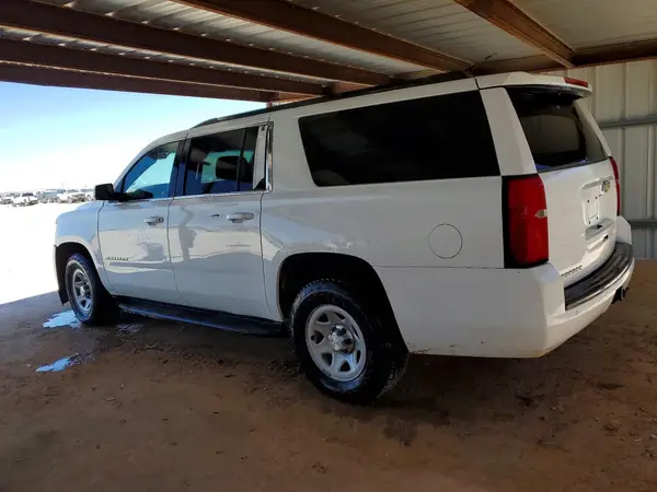 1GNSKKEC8HR356082 2017 CHEVROLET SUBURBAN - Image 2