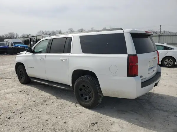 1GNSKKECXHR240396 2017 CHEVROLET SUBURBAN - Image 2