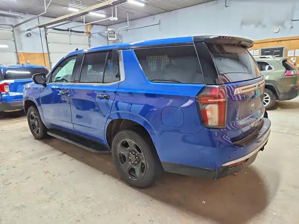 1GNSKLED8MR448446 2021 CHEVROLET TAHOE - Image 2