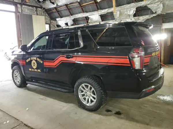 1GNSKLEDXMR260477 2021 CHEVROLET TAHOE - Image 2