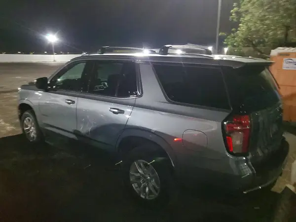 1GNSKMED9MR317046 2021 CHEVROLET TAHOE - Image 2