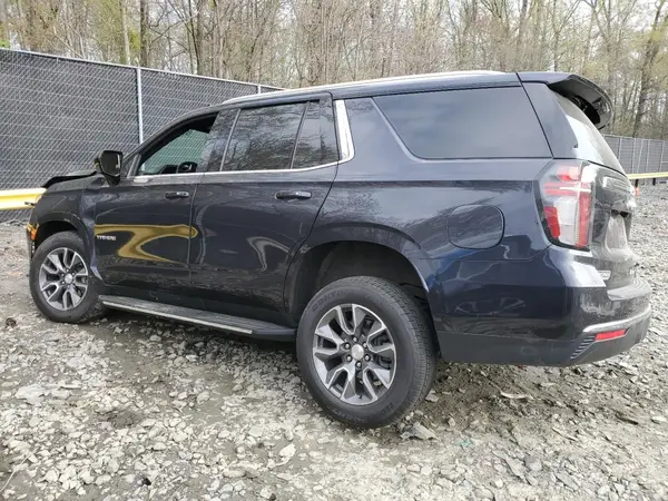 1GNSKMKD5PR252141 2023 CHEVROLET TAHOE - Image 2