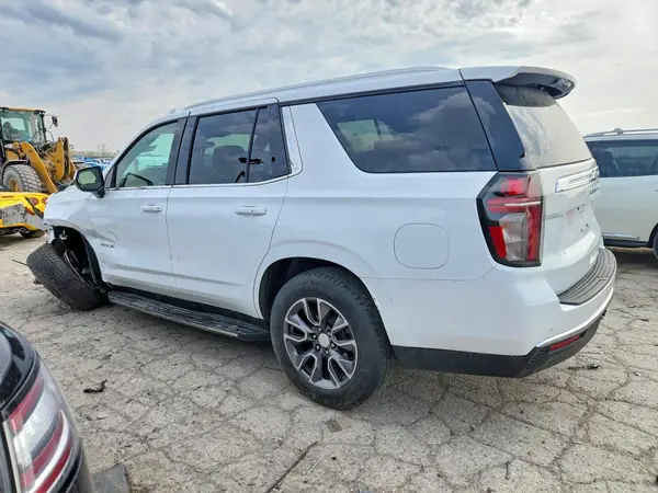 1GNSKMKD7PR363693 2023 CHEVROLET TAHOE - Image 2