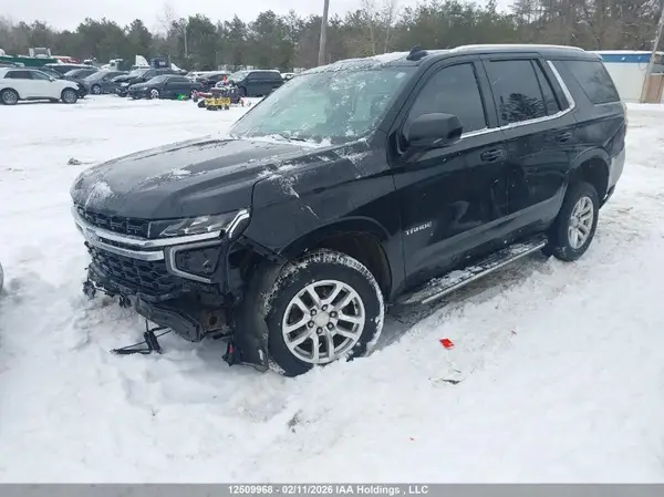1GNSKMKT4NR184497 2022 CHEVROLET TAHOE - Image 2