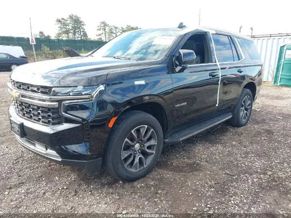 1GNSKNKD1MR384072 2021 CHEVROLET TAHOE - Image 2