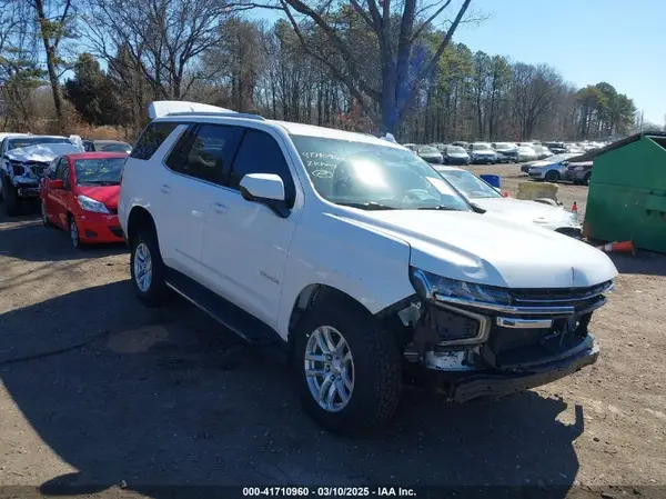 1GNSKNKD2MR274146 2021 CHEVROLET TAHOE - Image 1