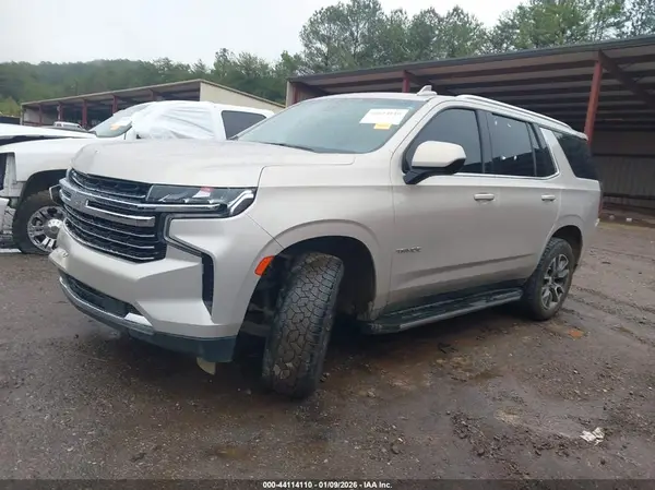 1GNSKNKD2MR420285 2021 CHEVROLET TAHOE - Image 2