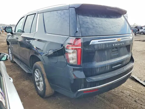1GNSKNKD2MR443713 2021 CHEVROLET TAHOE - Image 2