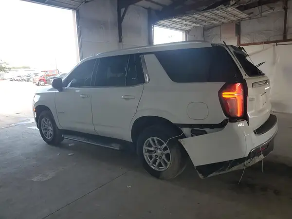 1GNSKNKD3MR386003 2021 CHEVROLET TAHOE - Image 2