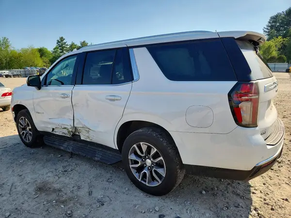1GNSKNKD3NR107408 2022 CHEVROLET TAHOE - Image 2
