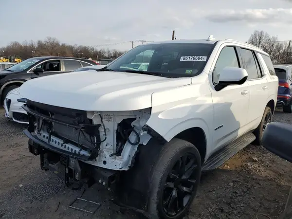 1GNSKNKD3NR266686 2022 CHEVROLET TAHOE - Image 1