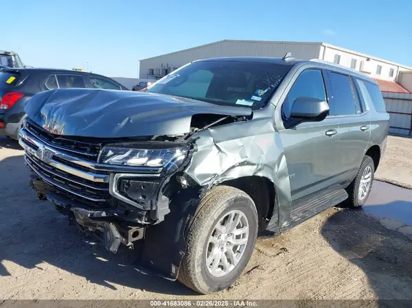 1GNSKNKD3PR303481 2023 CHEVROLET TAHOE - Image 2