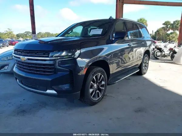 1GNSKNKD4PR228127 2023 CHEVROLET TAHOE - Image 2