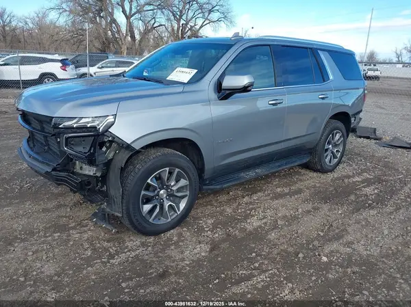1GNSKNKD4RR407612 2024 CHEVROLET TAHOE - Image 2
