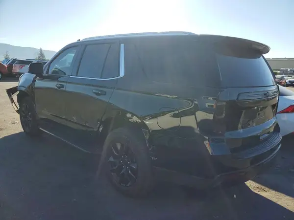1GNSKNKD5NR174446 2022 CHEVROLET TAHOE - Image 2