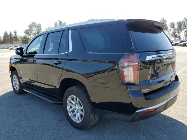 1GNSKNKD5PR262044 2023 CHEVROLET TAHOE - Image 2