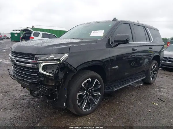 1GNSKNKD5PR407387 2023 CHEVROLET TAHOE - Image 2