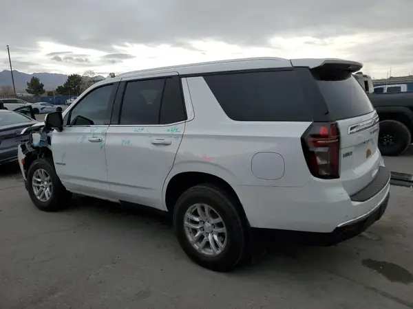 1GNSKNKD5PR527710 2023 CHEVROLET TAHOE - Image 2