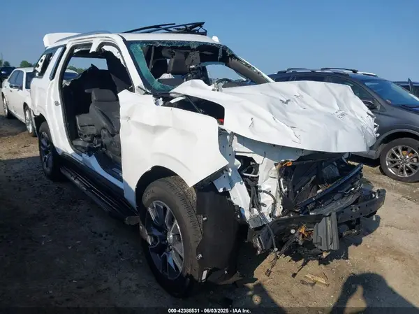 1GNSKNKD6PR449907 2023 CHEVROLET TAHOE - Image 1