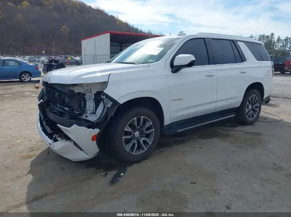 1GNSKNKD8MR421361 2021 CHEVROLET TAHOE - Image 2