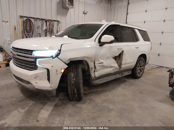 1GNSKNKD9MR215644 2021 CHEVROLET TAHOE - Image 2