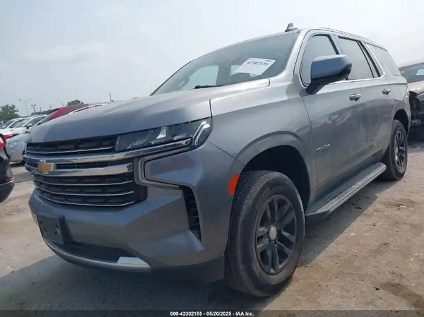 1GNSKNKD9MR240236 2021 CHEVROLET TAHOE - Image 2
