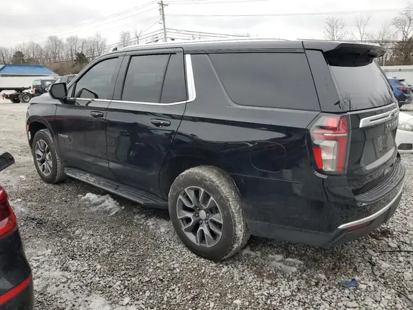 1GNSKNKDXMR446018 2021 CHEVROLET TAHOE - Image 2