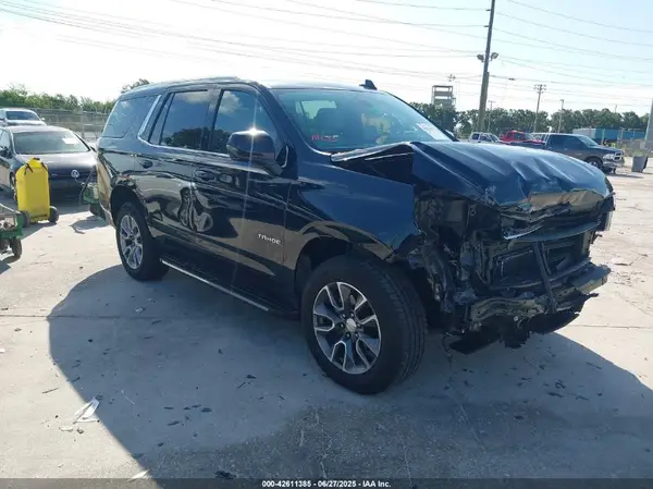 1GNSKNKT4NR244056 2022 CHEVROLET TAHOE - Image 1