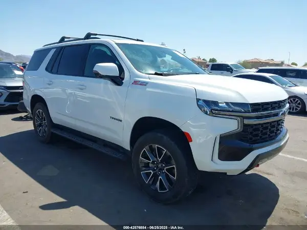 1GNSKPKD1NR158062 2022 CHEVROLET TAHOE - Image 1