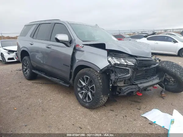 1GNSKPKD4NR117277 2022 CHEVROLET TAHOE - Image 1