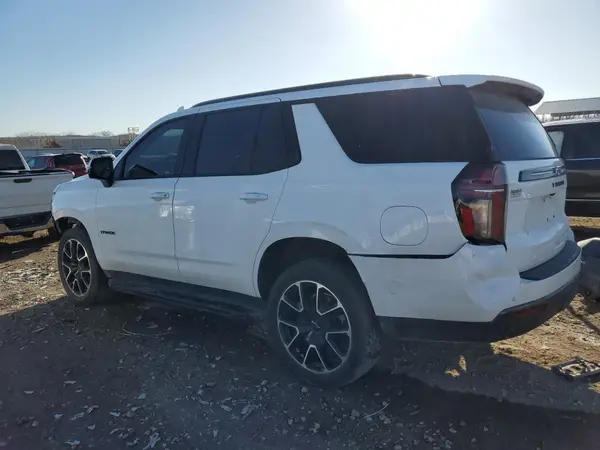 1GNSKRKD8NR295866 2022 CHEVROLET TAHOE - Image 2