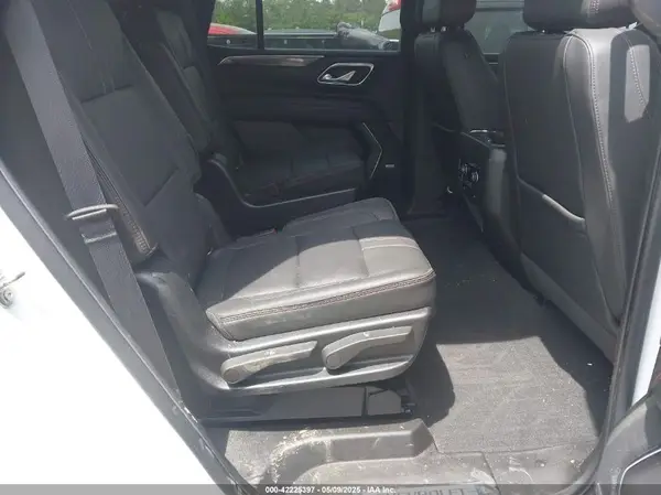 1GNSKRKT0NR136931 2022 CHEVROLET TAHOE - Image 8