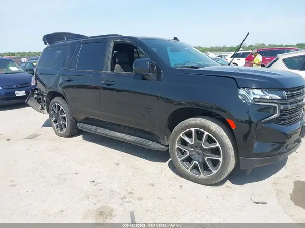 1GNSKRKT7NR228974 2022 CHEVROLET TAHOE - Image 1