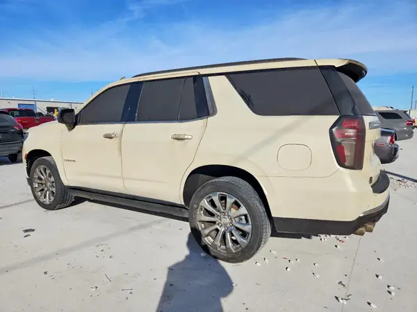 1GNSKSKD8MR216847 2021 CHEVROLET TAHOE - Image 2