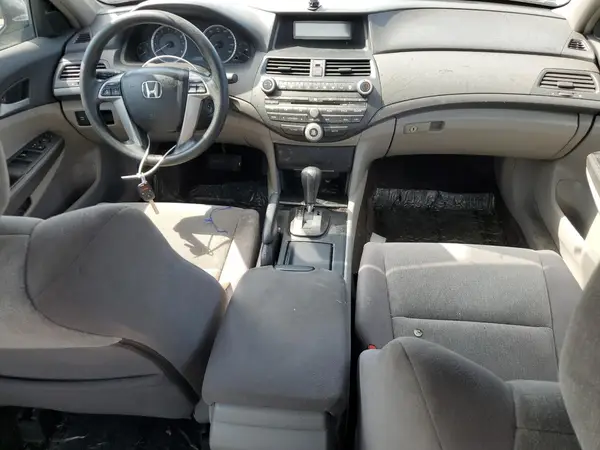 1HGCP26399A117574 2017 HONDA ACCORD - Image 8