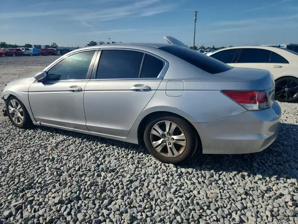1HGCP26419A073241 2020 HONDA ACCORD - Image 2