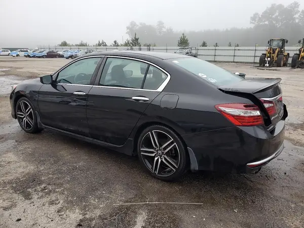 1HGCR2E10HA007697 2017 HONDA ACCORD - Image 2