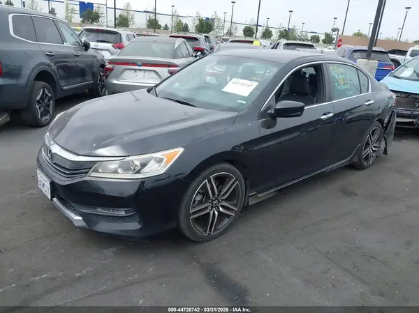 1HGCR2E10HA291638 2017 HONDA ACCORD - Image 2