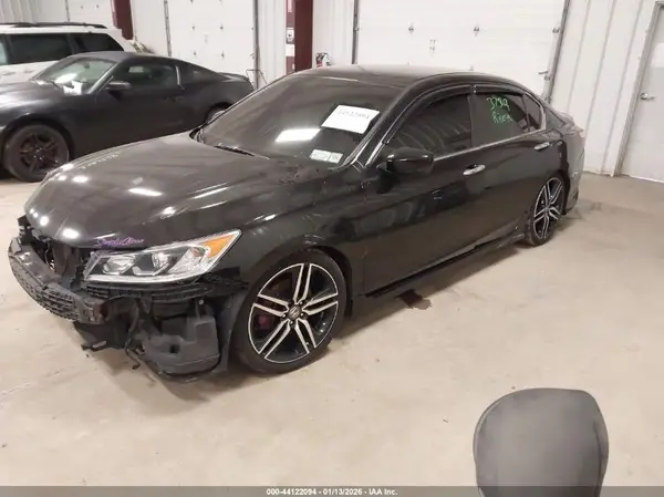 1HGCR2E11HA007689 2017 HONDA ACCORD - Image 2