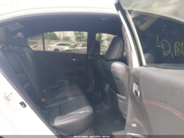 1HGCR2E12HA240206 2017 HONDA ACCORD - Image 8