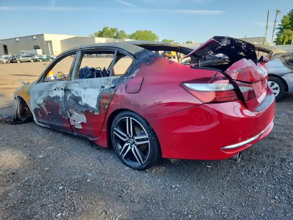 1HGCR2E17HA240220 2017 HONDA ACCORD - Image 2