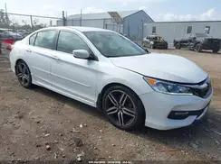 1HGCR2E19HA240204 2017 HONDA ACCORD