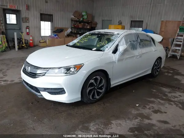 1HGCR2E32GA800869 2016 HONDA ACCORD - Image 2