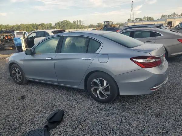 1HGCR2E32HA062072 2017 HONDA ACCORD - Image 2
